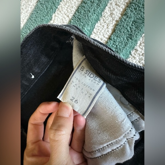 Bsides Claude high-rise tapered jeans - 
Black - Picture 2 of 5